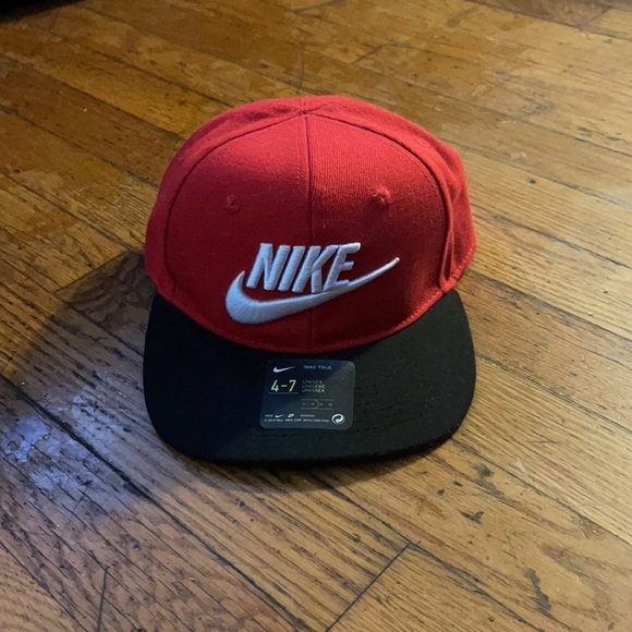 Nike Other - 🔴NWOT NIKE 4-7 BOYS SNAPBACK HAT🔴